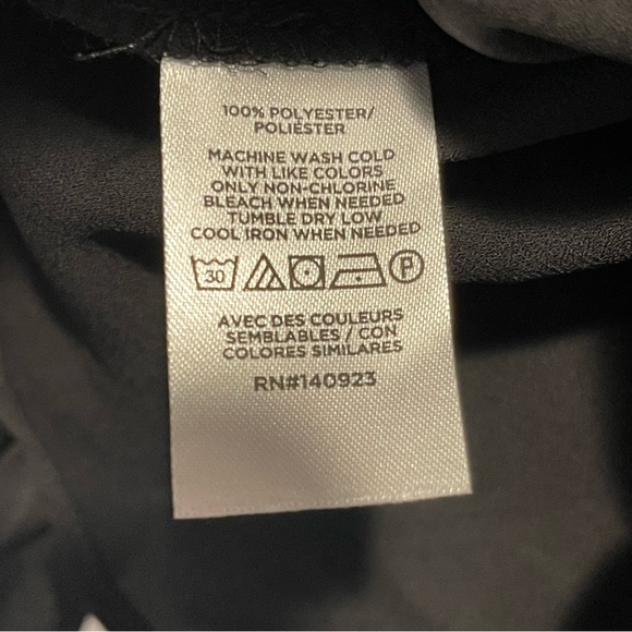 LOFT Black Pleated Long Sleeve Blouse Ruffle Cuffs Women’s XL NWT - Picture 8 of 15